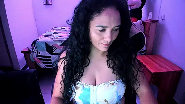 rayza mature 154 online show from 9, 5, 2026