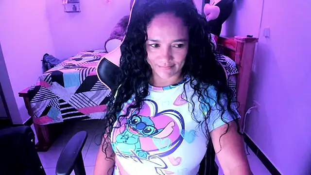 rayza mature 154 online show from 11, 11, 2025