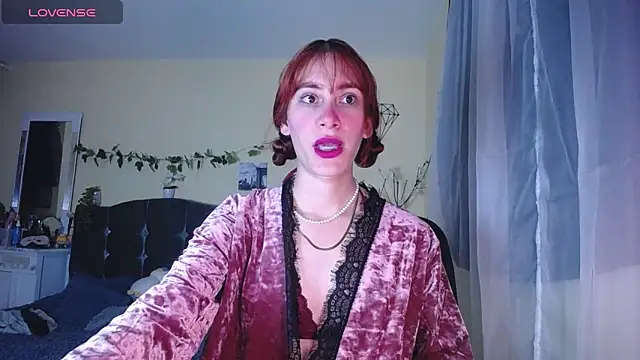 IsaBaileys  online show from 11, 2, 2026