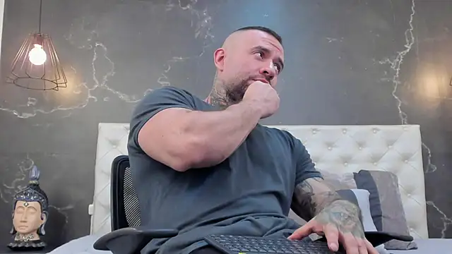 BruceDallas online show from 19, 1, 2025