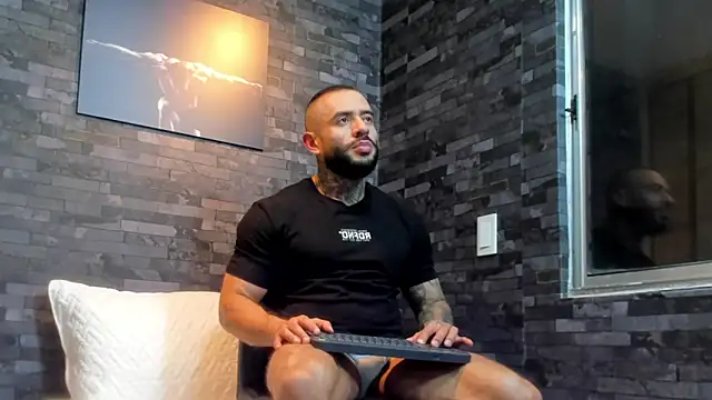 BruceDallas online show from 12, 10, 2025