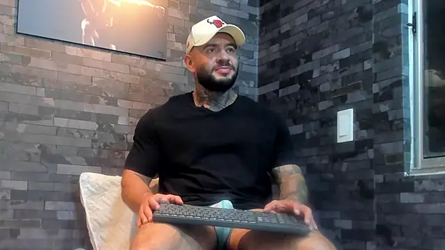 BruceDallas online show from 22, 4, 2026