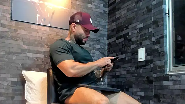 BruceDallas online show from 12, 3, 2026