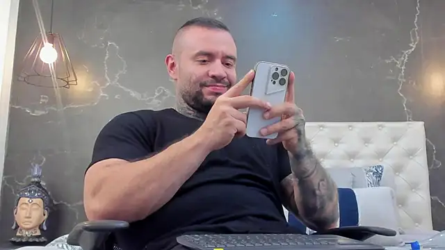 BruceDallas online show from 11, 1, 2025