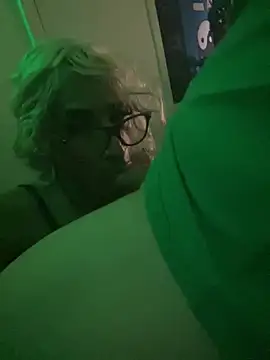 Snapshot of Mune_Raez_6 chatting on 6, 3, 2026 Mune Raez 6 online show from 6, 3, 2026