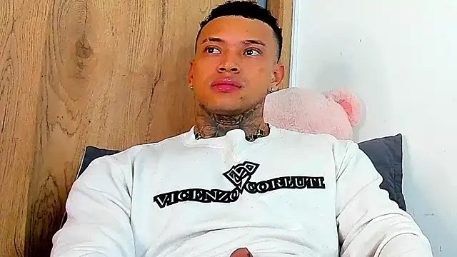 Snapshot of Stiven_collins chatting on 20, 11, 2025 Stiven collins online show from 20, 11, 2025