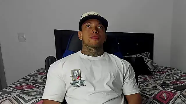 Stiven collins online show from 2, 2, 2025