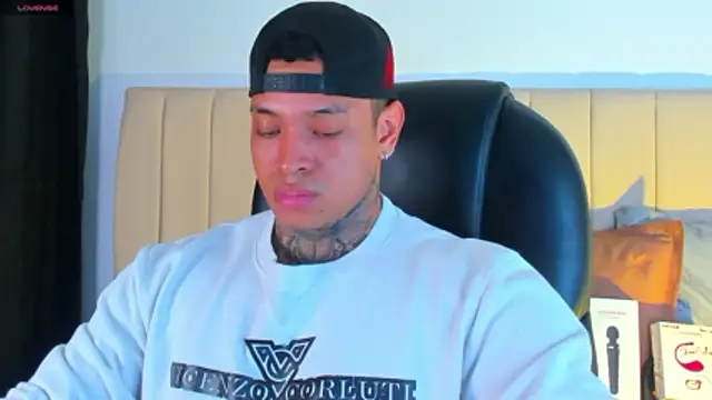 Stiven collins online show from 19, 2, 2026