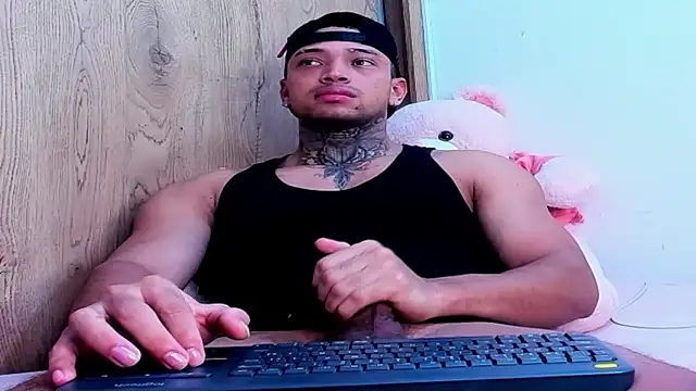 Snapshot of Stiven_collins chatting on 1, 12, 2025 Stiven collins online show from 1, 12, 2025