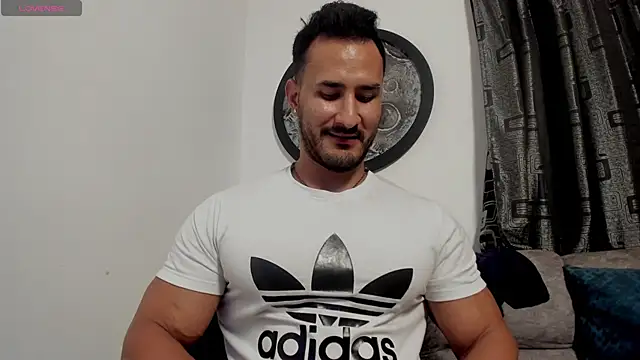 curt xxx online show from 15, 5, 2026