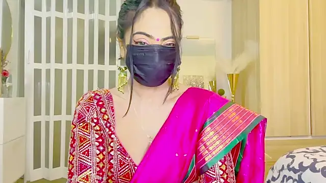 Monalisadon018 online show from 21, 4, 2026