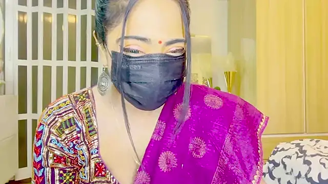 Monalisadon018 online show from 21, 4, 2026