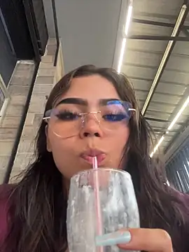 Snapshot of Chloemercury chatting on 27, 11, 2025 Chloemercury online show from 27, 11, 2025