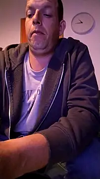 Knuffelstaaf123 online show from 28, 4, 2026