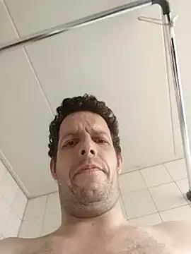 Knuffelstaaf123 online show from 18, 3, 2025