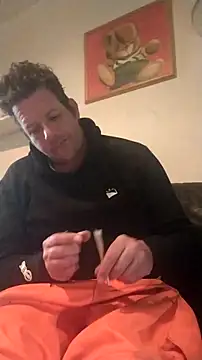 Knuffelstaaf123 online show from 25, 3, 2026