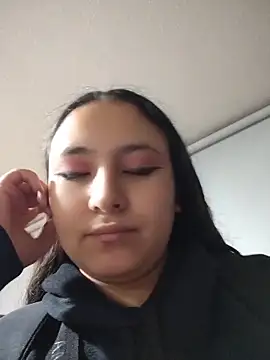 Snapshot of Cute_Penelope chatting on 7, 5, 2026 Cute Penelope online show from 7, 5, 2026