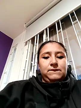 Snapshot of Cute_Penelope chatting on 17, 10, 2025 Cute Penelope online show from 17, 10, 2025