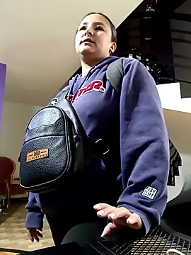 Snapshot of Cute_Penelope chatting on 8, 11, 2025 Cute Penelope online show from 8, 11, 2025