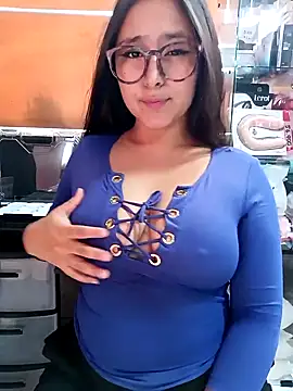 Cute Penelope online show from 17, 2, 2025