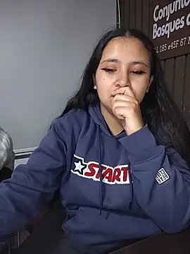 Cute Penelope online show from 8, 4, 2026