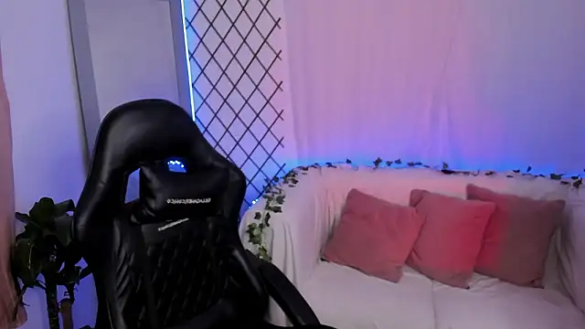  mia collins b  online show from 22, 2, 2026