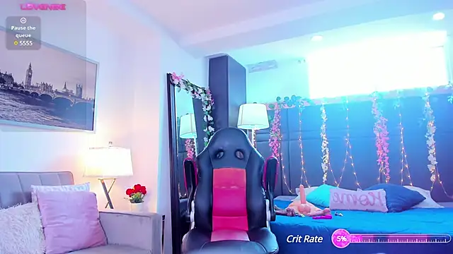 roxydevile online show from 19, 2, 2025