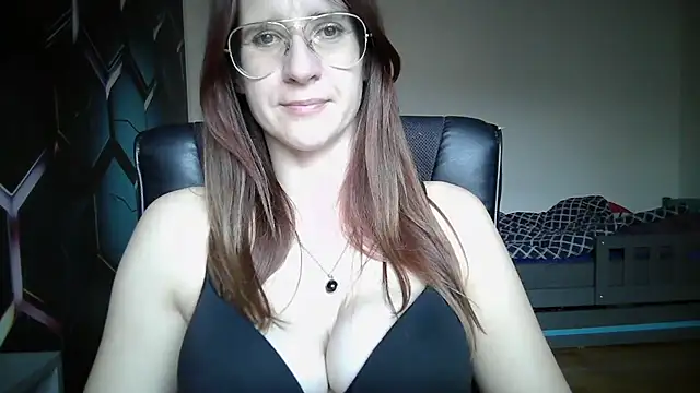 KayaRose online show from 6, 10, 2025