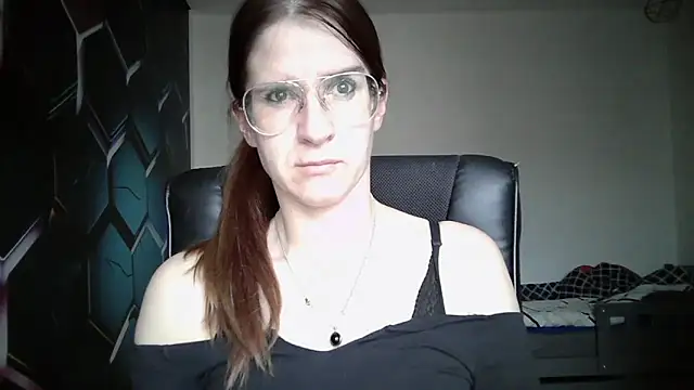 KayaRose online show from 3, 10, 2025