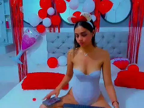 Sara valentina2 online show from 12, 2, 2025