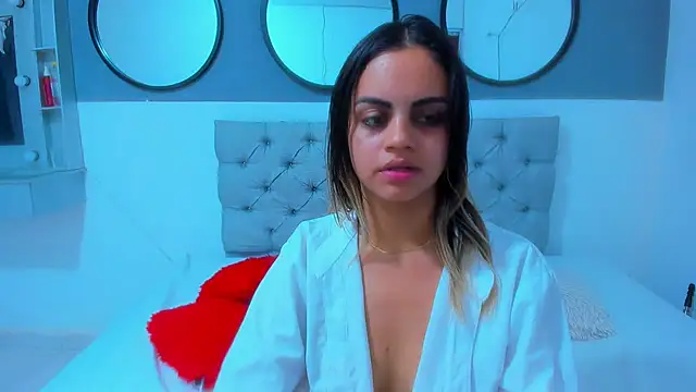 Sara valentina2 online show from 24, 2, 2025
