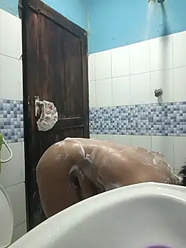 Amberay1 online show from 17, 12, 2025