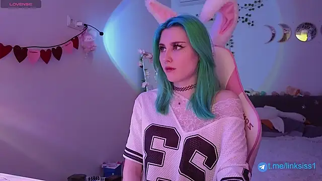 twicewetgirl online show from 28, 5, 2026