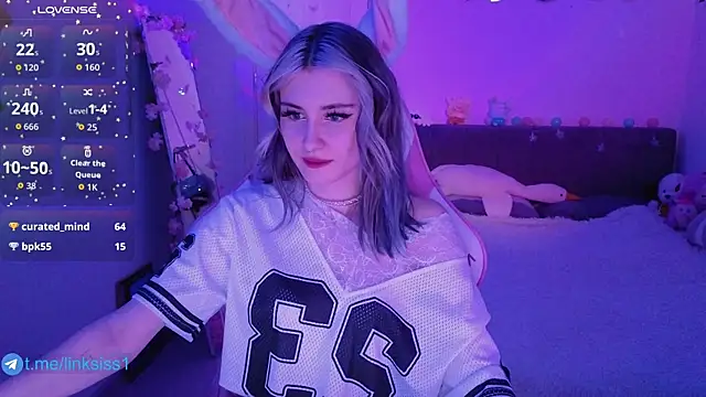 twicewetgirl online show from 16, 4, 2026