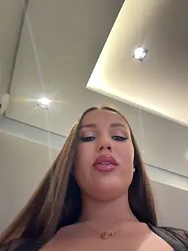 Snapshot of Syka0001 chatting on 8, 7, 2026 Syka0001 online show from 8, 7, 2026