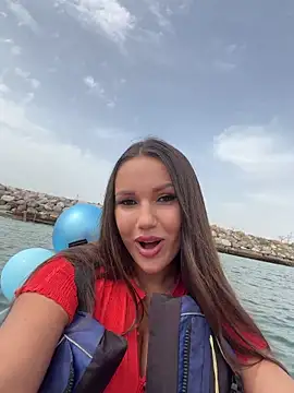 Syka0001 online show from 13, 4, 2026