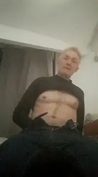 Snapshot of 60philippe chatting on 3, 3, 2025 60philippe online show from 3, 3, 2025