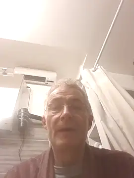 Snapshot of 60philippe chatting on 27, 1, 2025 60philippe online show from 27, 1, 2025