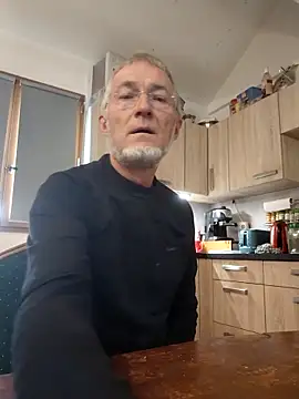 Snapshot of 60philippe chatting on 5, 10, 2025 60philippe online show from 5, 10, 2025