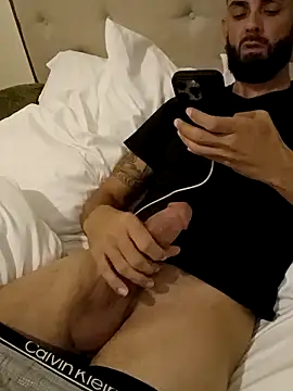 momentum2023 online show from 20, 11, 2025