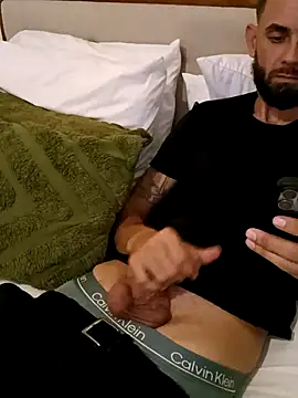 momentum2023 online show from 17, 11, 2025