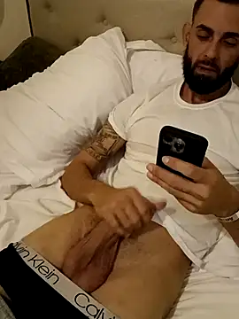 momentum2023 online show from 30, 11, 2025