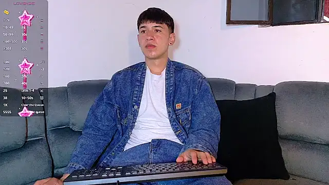 Snapshot of Mr_daren_ chatting on 24, 11, 2025 Mr daren online show from 24, 11, 2025