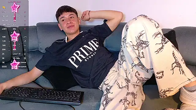 Snapshot of Mr_daren_ chatting on 3, 11, 2025 Mr daren online show from 3, 11, 2025