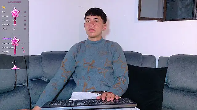 Snapshot of Mr_daren_ chatting on 13, 11, 2025 Mr daren online show from 13, 11, 2025