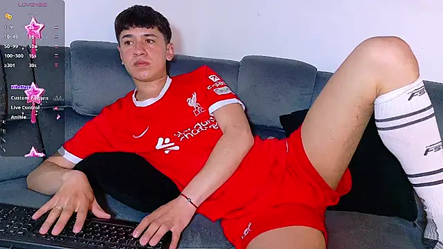 Snapshot of Mr_daren_ chatting on 11, 11, 2025 Mr daren online show from 11, 11, 2025