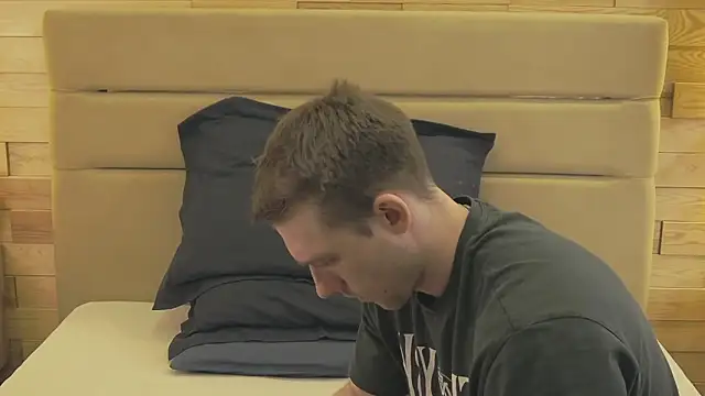 Snapshot of EthanPinkman chatting on 24, 4, 2026 EthanPinkman online show from 24, 4, 2026