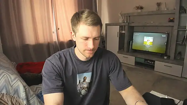 Snapshot of EthanPinkman chatting on 16, 5, 2026 EthanPinkman online show from 16, 5, 2026