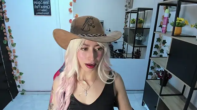 LilithCooperr  online show from 24, 11, 2025