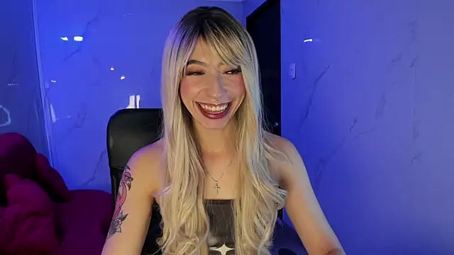 Snapshot of LilithCooperr_ chatting on 24, 5, 2026 LilithCooperr online show from 24, 5, 2026